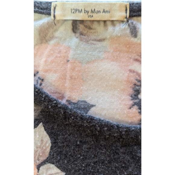 12 PM By Mon Ami Women's Floral Striped 3/4 Sleeve Top, Blue, Size Medium - Picture 5 of 6